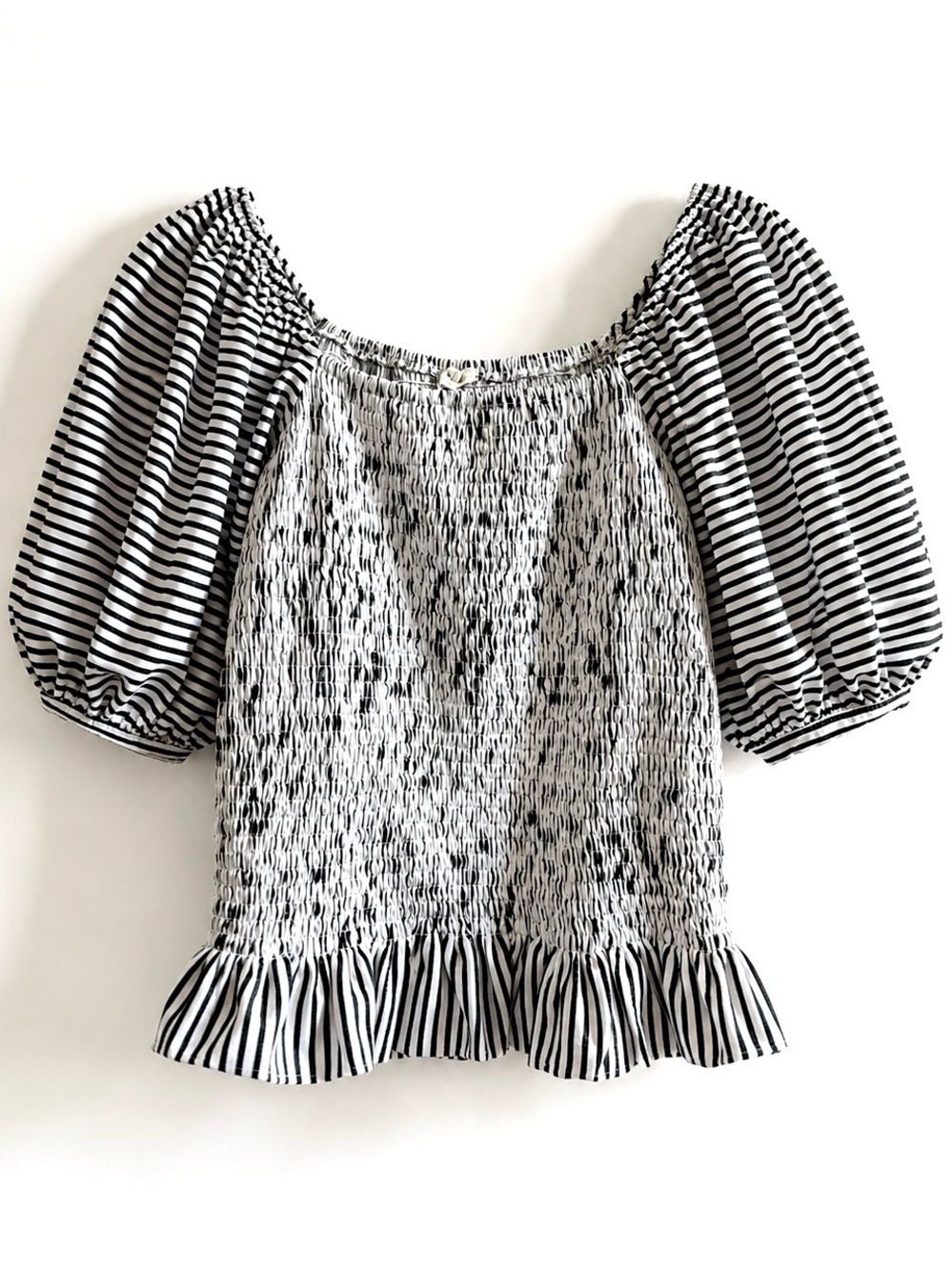 JODIFL Black and White Striped Puff Sleeve Smocked Blouse - Size S